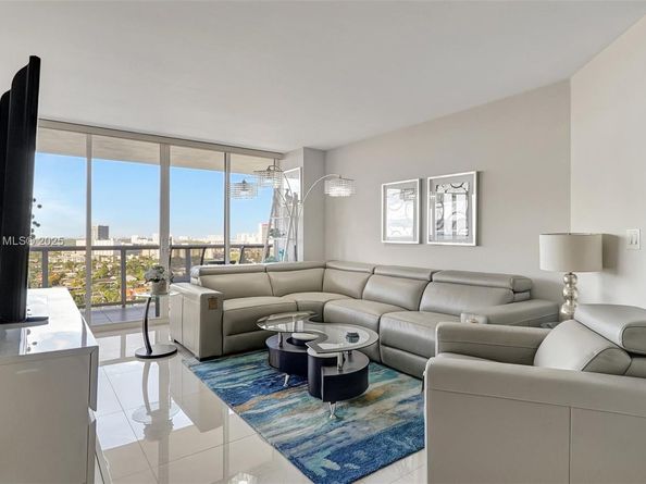 3598 Yacht Club Dr 1901, Aventura FL 33180