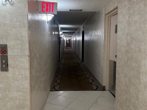 1400 Saint Charles Pl 612, Pembroke Pines FL 33026