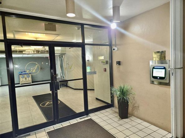 1400 Saint Charles Pl 612, Pembroke Pines FL 33026