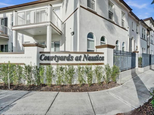 4351 SW 160th Ave 103, Miramar FL 33027