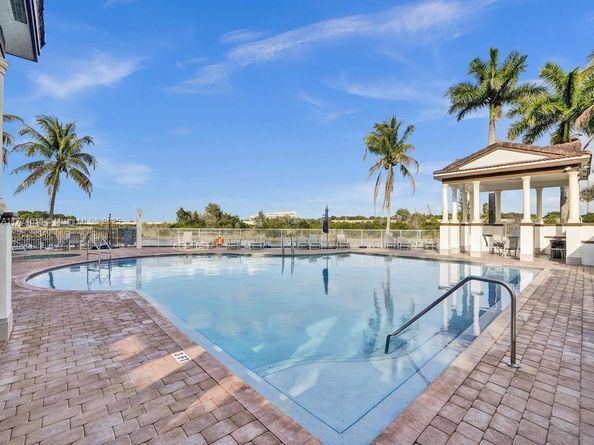 4351 SW 160th Ave 103, Miramar FL 33027