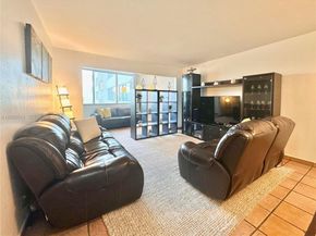 7135 Collins Ave 811, Miami Beach FL 33141