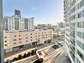 7135 Collins Ave 811, Miami Beach FL 33141