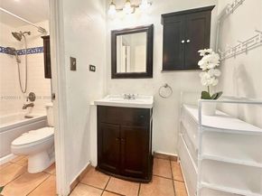 7135 Collins Ave 811, Miami Beach FL 33141
