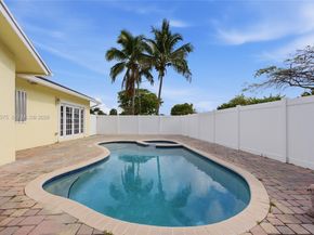 4361 NE 13th Ter, Oakland Park FL 33334