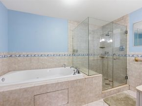 4361 NE 13th Ter, Oakland Park FL 33334