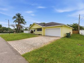 4361 NE 13th Ter, Oakland Park FL 33334