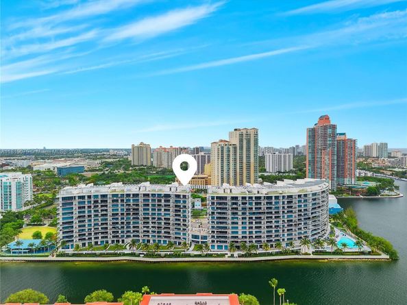 3250 NE 188th St UPH08, Aventura FL 33180