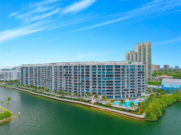 3250 NE 188th St UPH08, Aventura FL 33180