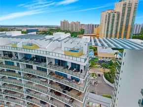 3250 NE 188th St UPH08, Aventura FL 33180