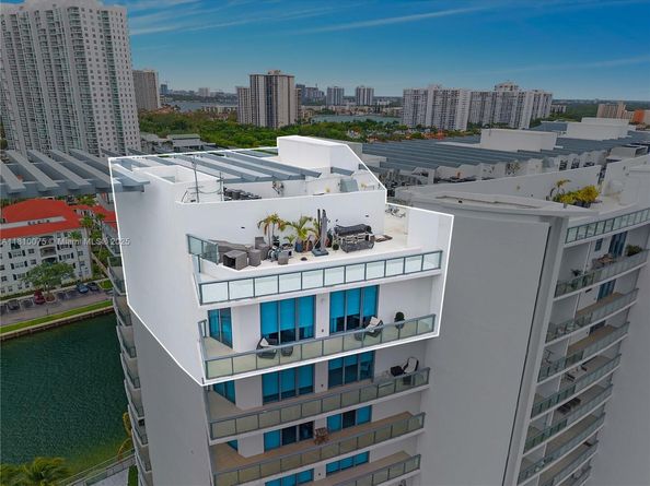 3250 NE 188th St UPH08, Aventura FL 33180