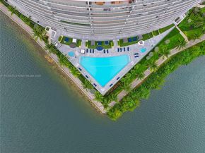 3250 NE 188th St UPH08, Aventura FL 33180