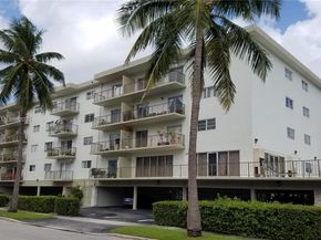 3665 NE 167th St 501, North Miami Beach FL 33160