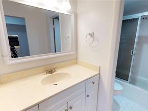 3665 NE 167th St 501, North Miami Beach FL 33160
