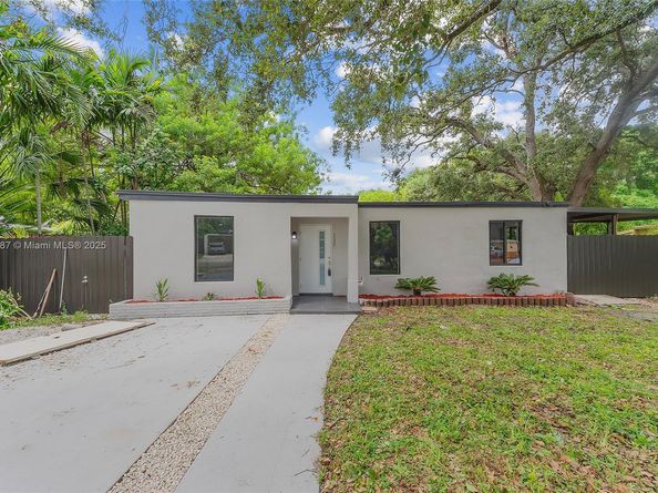 1535 NE 139th St, North Miami FL 33161