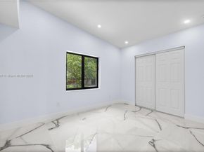 1535 NE 139th St, North Miami FL 33161