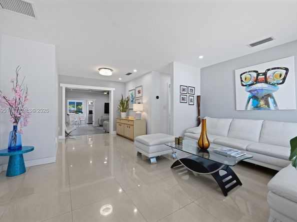 6423 SW 107th Pl, Miami FL 33173