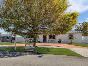 6423 SW 107th Pl, Miami FL 33173