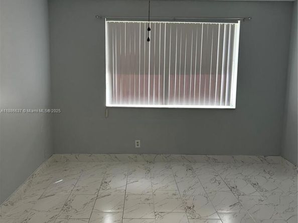 8801 Wiles Rd 306, Coral Springs FL 33067