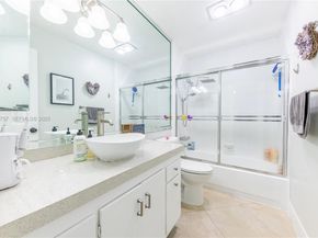 8097 Royal Palm Cir, Tamarac FL 33321