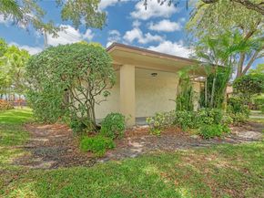 8097 Royal Palm Cir, Tamarac FL 33321