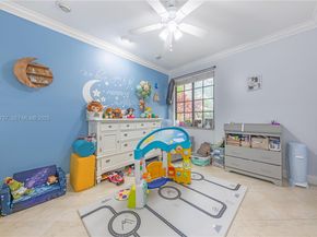 8097 Royal Palm Cir, Tamarac FL 33321