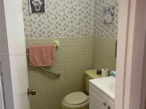 5300 Washington St J312, Hollywood FL 33021