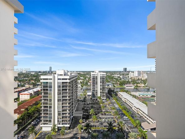 2030 S Ocean Dr 1701, Hallandale Beach FL 33009