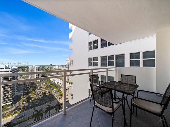 2030 S Ocean Dr 1701, Hallandale Beach FL 33009