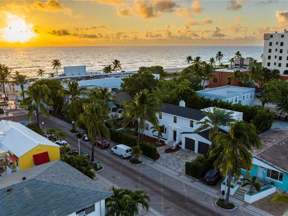 320 Polk St, Hollywood FL 33019