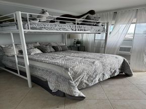 Undisclosed Address #A11734468, Hallandale Beach FL 33009