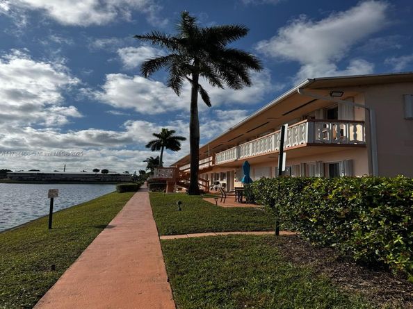 Undisclosed Address #A11734468, Hallandale Beach FL 33009