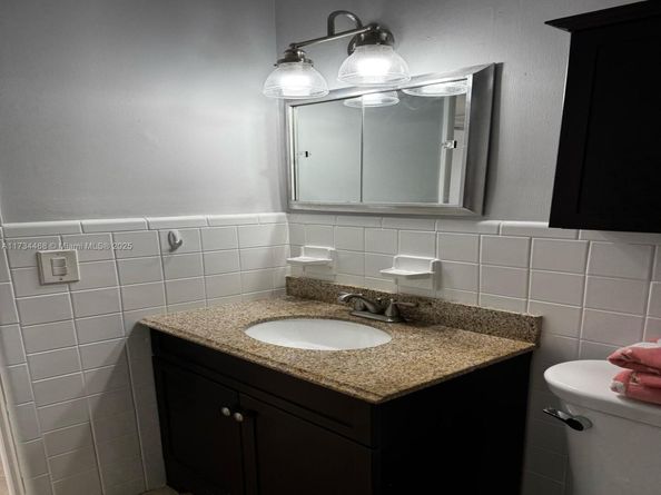 Undisclosed Address #A11734468, Hallandale Beach FL 33009