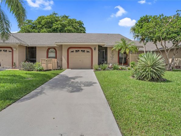 7641 NW 99th Ave, Tamarac FL 33321