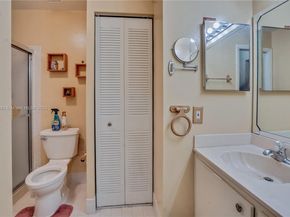 7641 NW 99th Ave, Tamarac FL 33321