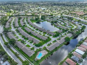 7641 NW 99th Ave, Tamarac FL 33321