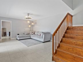 9112A SW 20th St, Davie FL 33324