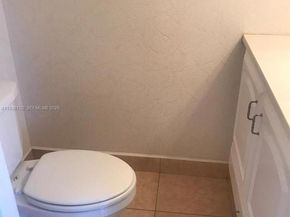 1800 SW 81st Ave 1411, North Lauderdale FL 33068