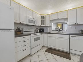 1800 SW 81st Ave 1411, North Lauderdale FL 33068