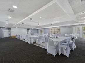 1800 SW 81st Ave 1411, North Lauderdale FL 33068