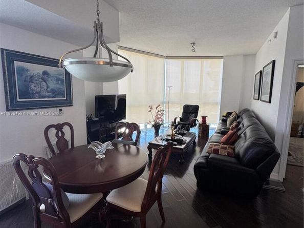 Undisclosed Address #A11898499, Hollywood FL 33020