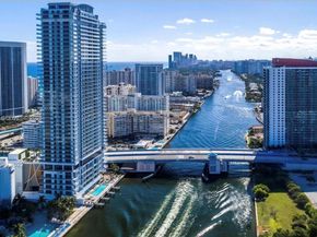 4010 S Ocean Dr R1402, Hollywood FL 33019