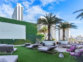 4010 S Ocean Dr R1402, Hollywood FL 33019