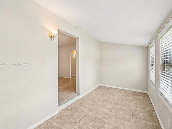 837 Ridgewood Dr, West Palm Beach FL 33405