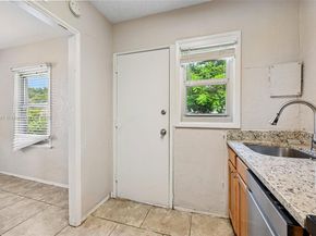 837 Ridgewood Dr, West Palm Beach FL 33405