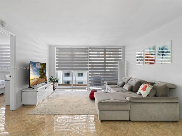 3140 S Ocean Dr 708, Hallandale Beach FL 33009