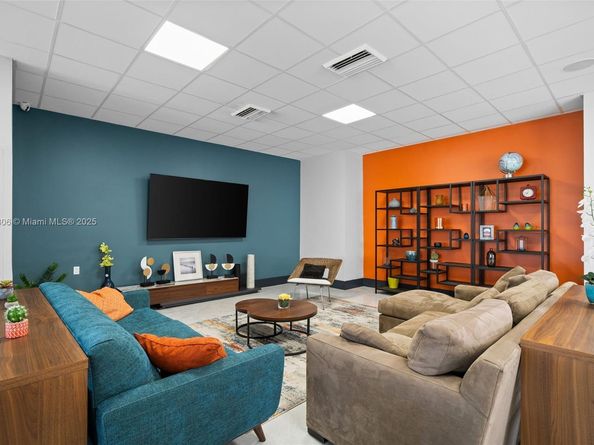 3140 S Ocean Dr 708, Hallandale Beach FL 33009