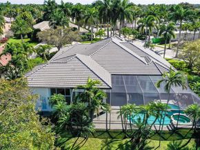 2418 Poinciana Ct, Weston FL 33327
