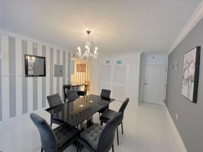 401 69th St 304, Miami Beach FL 33141