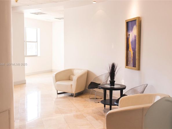 401 69th St 304, Miami Beach FL 33141